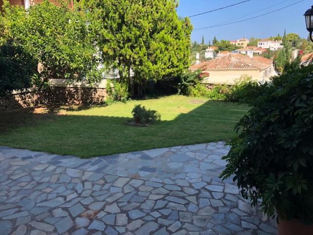 PALIO LIMANI APARTMENTS room 1