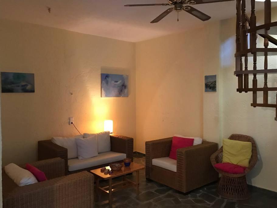 PALIO LIMANI APARTMENTS room 6